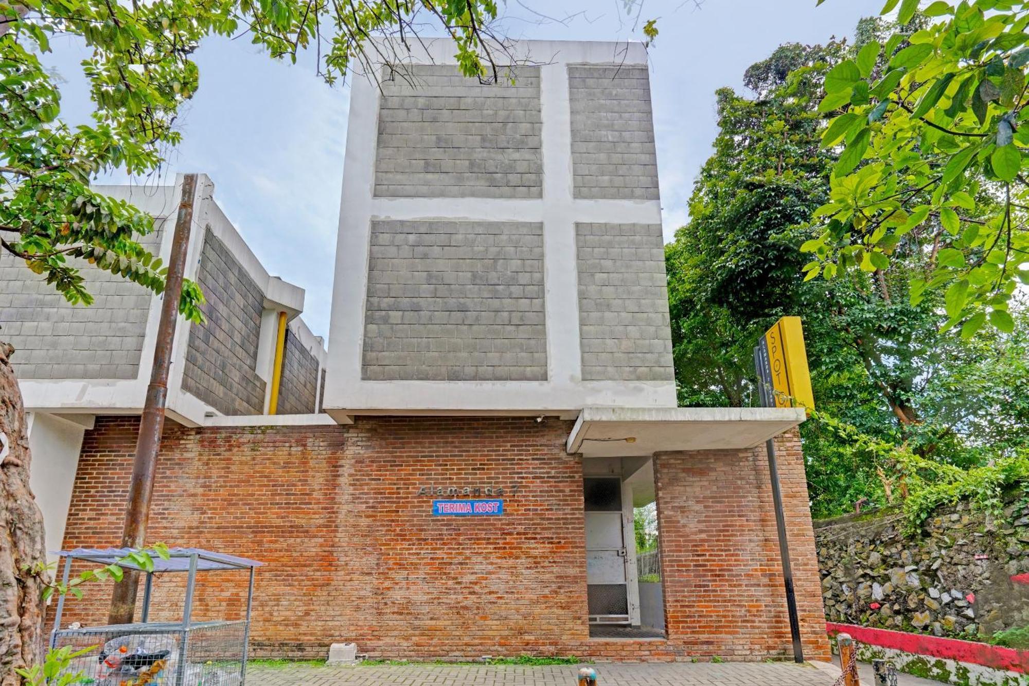 Super Oyo 2190 Alamanda 7 Syariah Bandung Exterior foto